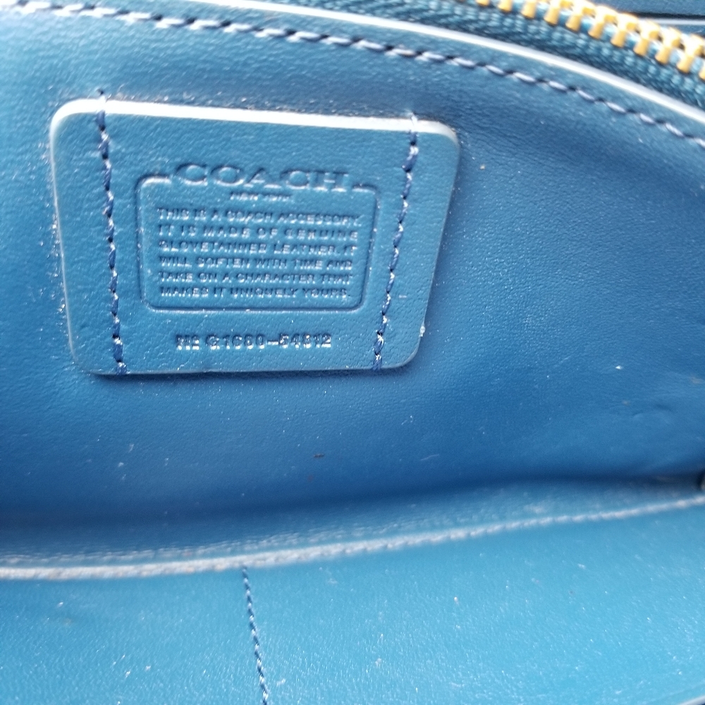 Coach Accordion Glovetanned Leather Wallet - Picture 4 of 7